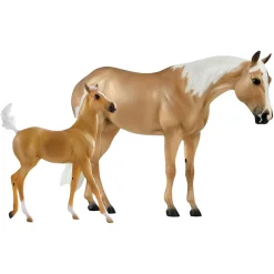 Breyer Traditional Ebony Shines & Charlize