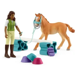 Schleich Pocket Set Training Set W/ Sarah