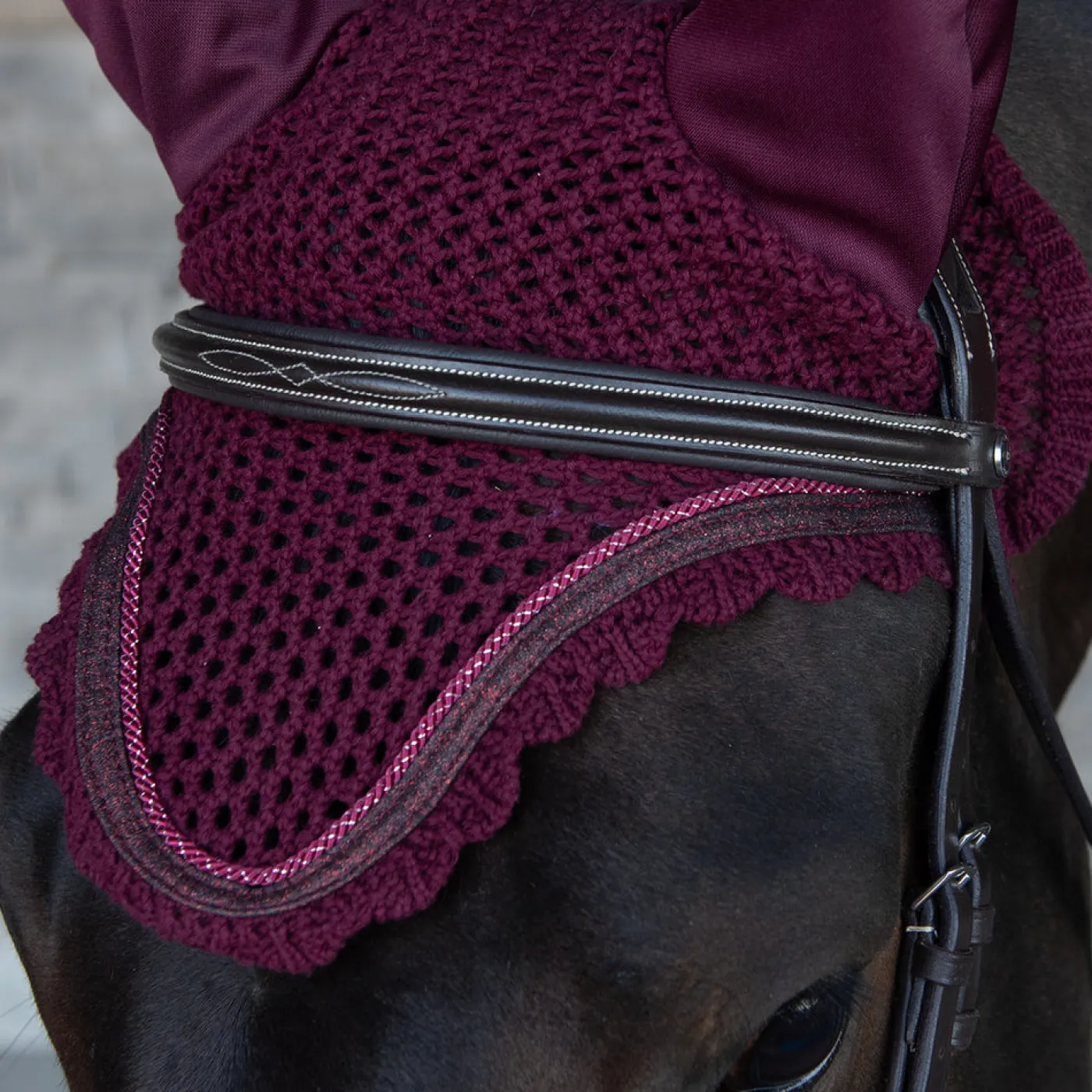 Shedrow Scalloped Fly Veil